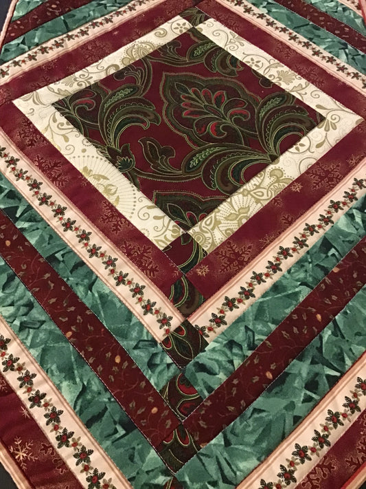 Quilted Table Runner - Christmas Red & Green 2