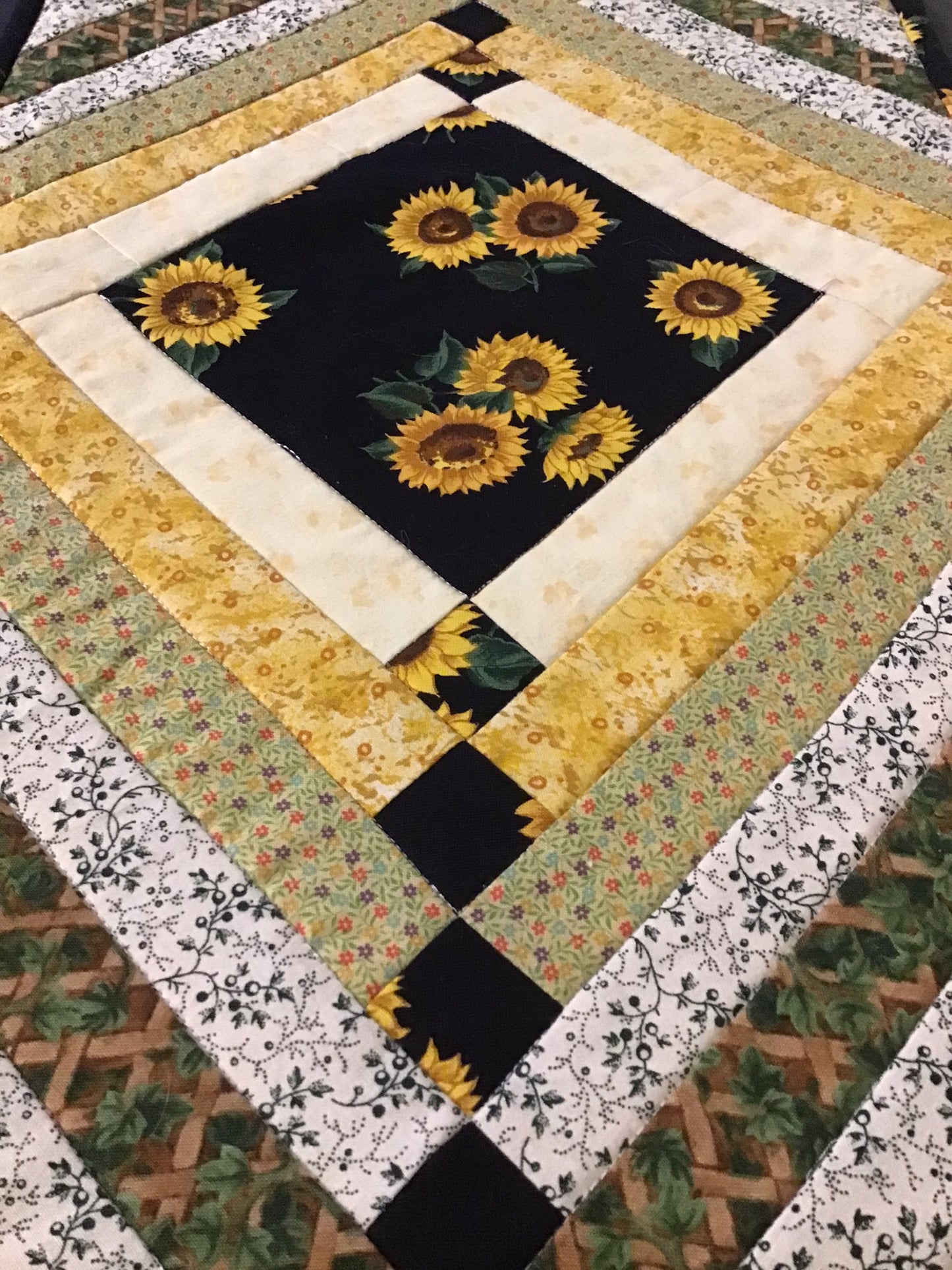 Quilted Table Runner 13 - Sunflowers 2