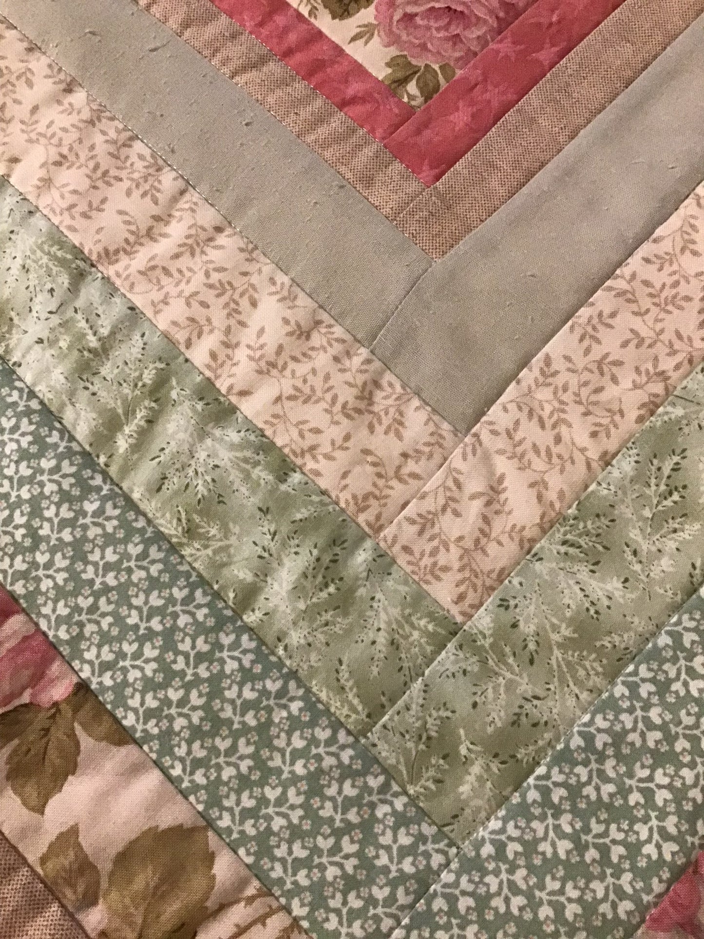 Quilted Table Runner - Salmon & Pale Green Florals